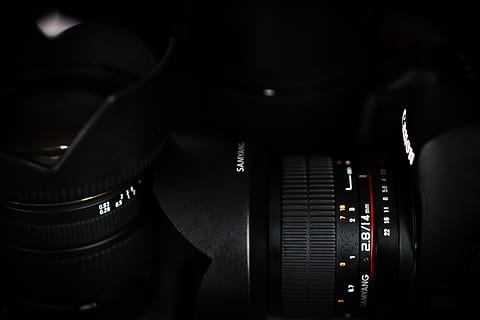 kamera, bakgrunnen, svart, mørk, canon, fotograf, fotoutstyr, linse, glass, kanonlinsen, optikk, teknologi, kamera - fotografisk utstyr, nærbilde, fotografering temaer, innendørs, ingen folk, kunstkultur og underholdning, svart farge, utstyr, objektiv - optisk instrument, retro stylet, fotografisk utstyr, stilleben, musikk, kommunikasjon, fokusere på forgrunnen, studio skudd, digitalkamera, 2K, CC0, offentlig domene, opphavsrett gratis