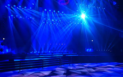 tændt, blå, scene lys, lysshow, Direkte, scene, show, festival, scene, at vise, rockstjerne, kunstnere, musik, koncert, klippe, scene - ydeevne plads, baggrunde, nat, belyst, ydeevne, natteliv, underholdning, abstrakt, belysningsudstyr, kunstkultur og underholdning, lysstråle, lys, lys - naturligt fænomen, ingen mennesker, nydelse, begivenhed, live begivenhed, indendørs, laser, populær musik koncert, rockmusik, 2K, CC0, offentligt domæne, royaltyfrie