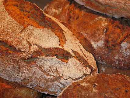 Brot, Bäcker, backen, Lebensmittel, Backwaren, Essen, knusprig, Kunst, Brot backen, Snack, Mehl, ein Leib Brot, Bauernbrot, Grundnahrungsmittel, lecker, Arbeit, gebacken, Brotkruste, Brotteig, Bäckerei, Ofen, Ernährung, köstlich, Getreide, selberbacken, Kohlenhydrate, Kruste, Zutaten, Frühstück, keine Leute, Rock, Rock - Objekt, Nahansicht, solide, Natur, braun, Geschichte, Felsformation, Geologie, Reiseziele, Tag, draußen, Rau, Schönheit in der Natur, uralt, die Vergangenheit, texturiert, erodiert, 1080P, CC0, gemeinfrei, lizenzfrei