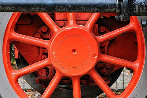 Zug, Textur, rot, Rad, Farbe, Maschinen, Metall, Nahansicht, keine Leute, Tag, Transport, Transportmittel, Landfahrzeug, Geometrische Figur, Kreis, gestalten, draußen, Verbindung, Maschinenteil, Schienenverkehr, Steuerung, Maschinenventil, Ventil, 4K, CC0, gemeinfrei, lizenzfrei