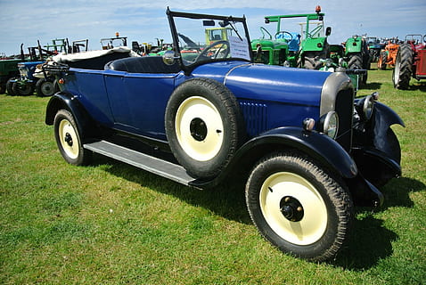 auto, oldtimer, udstilling, transportere, køretøj, automotive, transportform, transportmidler, græs, land køretøj, dag, natur, plante, sollys, grøn farve, jord, ingen mennesker, motor køretøj, hjul, udendørs, stationær, Mark, bil, vintage bil, dæk, luksus, 1080P, CC0, offentligt domæne, royaltyfrie