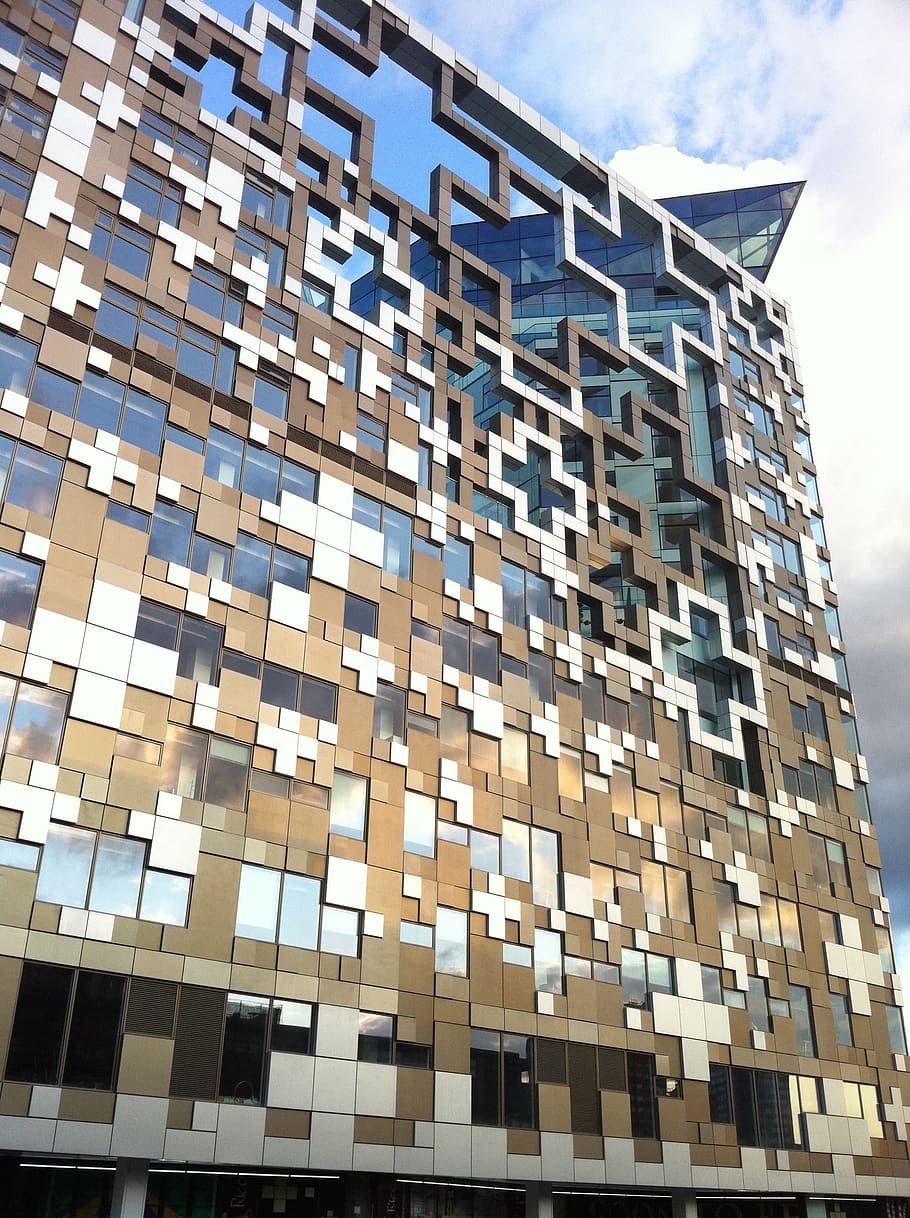 el cub, edifici, arquitectura, façana, disseny, edifici comercial, oficina, edifici modern, edifici d'oficines, Birmingham, Anglaterra, estructura construïda, exterior de l'edifici, vista d’angle baix, cel, finestra, ciutat, exterior d’edifici d’oficines, cap gent, dia, modern, patró, repetició, gratacels, alta - alta, naturalesa, a l'aire lliure, núvol - cel, apartament, 2K