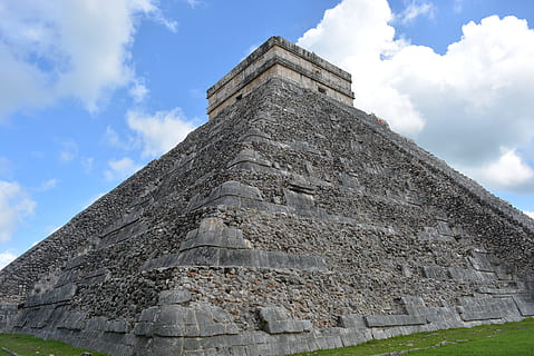 kukulcan, chichen, itza, sky, history, the past, architecture, cloud - sky, ancient, built structure, ancient civilization, travel destinations, pyramid, travel, low angle view, tourism, day, nature, building exterior, old ruin, archaeology, no people, place of worship, outdoors, 2K, CC0, public domain, royalty free
