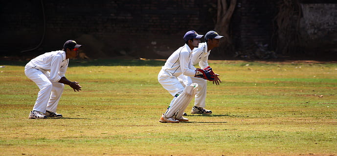 cricket, porticina, conservazione, pratica, gioco di palla, India, concorrenza, giocatore, campo, incontro, giocatore di cricket, torneo, gioco di cricket, baseball - sport, sport, giocatore di baseball, palla da baseball, batting, all'aperto, Lega giovanile, pipistrello sportivo, persone, giocando, gruppo di persone, capi di abbigliamento, sicurezza, protezione, lunghezza intera, campo da gioco, aggressione, natura, palla, attività, persone reali, arma, colpire, 4K, CC0, dominio pubblico, privo di copyright