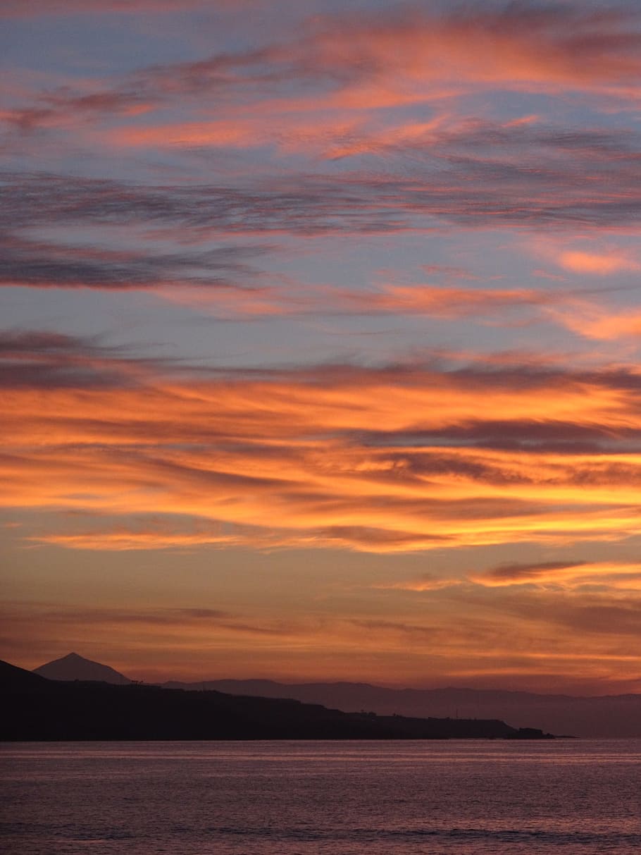 tramonto, fuoco, nuvole, orizzonte, cielo, paesaggio, le cave, Gran canaria, il gioco, tenerife, Paesaggi, bellezza nella natura, colore arancione, natura, scena tranquilla, scenics - natura, nuvola - cielo, acqua, la tranquillità, mare, montagna, idilliaco, nessuno, lungomare, scena non urbana, all'aperto, cielo drammatico, silhouette, cielo romantico, 2K
