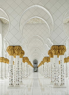 hvid, guld, malet, tempel, gul, bygning, indre, moske, bue, arkitektur, arkitektoniske detaljer, boder, søjle, søjler, Abu Dhabi, palads, luksus, Grand, sheik, indretning, afkode, moderne, mellemøstlig, indendørs, bygget struktur, loft, i en række, mønster, arkade, religion, historie, fortiden, ingen mennesker, tro, spiritualitet, arkitektoniske kolonne, sted for tilbedelse, korridor, vejen frem, retning, gulve, udsmykkede, arkitektur og kunst, flisebelagt gulv, søjlegang, 4K, CC0, offentligt domæne, royaltyfrie
