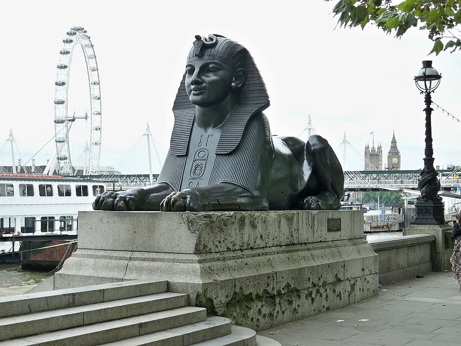 Londres, thames, esfinx, escultura, estàtua, arquitectura, art i artesania, estructura construïda, representació, representació humana, exterior de l'edifici, creativitat, destinacions de viatge, turisme, ciutat, viatjar, dia, semblança masculina, naturalesa, artesania, cel, història, cap gent, a l'aire lliure, 4K
