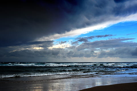 hav, skyer, himmel, lyn skyen, blå himmel, sten, tidevand, vand, sky - himmel, strand, jord, skønhed i naturen, horisont over vand, scenics - natur, horisont, ro, rolig scene, bølge, bevægelse, natur, ingen mennesker, ikke-urbane scene, idyllisk, vandsport, udendørs, 1080P, CC0, offentligt domæne, royaltyfrie