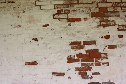 muro di mattoni, dipinto, sfondo, mattone, parete, fondale, strutturato, modello, muratura, intemperie, superficie, opere murarie, ruvido, anziano, sfondi, caratteristica della parete, vecchio, sporco, cemento, calcestruzzo, nessuno, fotogramma intero, dipingere, struttura costruita, architettura, giorno, all'aperto, esterno dell'edificio, Marrone, ripetizione, declino, deterioramento, 4K, CC0, dominio pubblico, privo di copyright