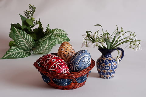 ornament, Paști, ou, închide, coş, sezon, da, sorbian ouă de Paște, tehnologie bossi, colorate ouă de Paști, primăvară, pictura ouale de Paște, ouă colorate, oua pictate, vamă, decor de paști, decoratiuni de Paști, oua de pui, Paste Fericit, în interior, artă și sculptură, natură moartă, recipient, masa, reprezentare, nici o persoana, reprezentarea animalelor, plantă, alimente, vază, prospeţime, model, ambarcațiune, mancare si bautura, creativitate, studio shot, a închide, 4K, CC0, domeniu public, fără drepturi de autor