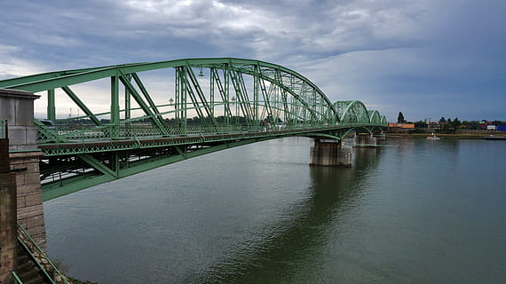 pont, frontera, riu, frontera, riu, pont - estructura feta per l'home, connexió, arquitectura, estructura construïda, núvol - cel, cel, aigua, exterior de l'edifici, transport, destinacions de viatge, ciutat, naturalesa, viatjar, cap gent, dia, a l'aire lliure, pont d’arc, llarg, 4K, CC0, domini públic, lliure de regalies
