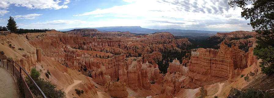 bryce, kanion, utah, piaskowiec, dramatyczny, bryce, kanion, Utah, krajowy, Natura, park, panorama, geologia, naturalny, podróżować, skała, krajobraz, Ameryka, Zachód, wycieczka, turystyka, na wolnym powietrzu, dzień, żadnych ludzi, roślina, na dworze, wzrost, formacja skalna, chmura - niebo, niebo, rock - obiekt, piękno natury, scenics - natura, cele podróży, scena pozamiejska, Góra, spokojna scena, solidny, spokój, Geografia fizyczna, pasmo górskie, erozja, klimat, suchy klimat, tworzenie, 5K, CC0, domena publiczna, darmowe zdjęcia