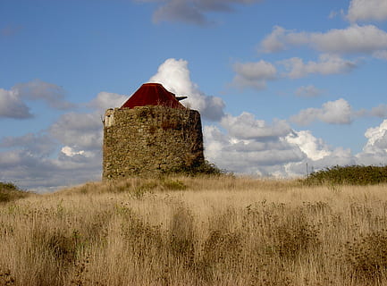 moara de vant, moară, vânt, vechi, nor - cer, cer, teren, iarbă, construită, arhitectură, camp, plantă, istorie, trecutul, natură, exteriorul clădirii, zi, peisaj, abandonat, nici o persoana, scenă non-urbană, mediu inconjurator, vechea ruină, în aer liber, ruinat, 1080P, CC0, domeniu public, fără drepturi de autor