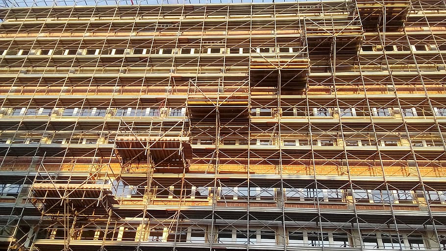 bastides, edifici, maçoneria, reestructuració, renovació, palazzo, edificis, construcció, reestructurar, palaus, arquitectura, estructura construïda, exterior de l'edifici, modern, a l'interior, indústria, cap gent, dia, vista d’angle baix, marc complet, lloc de construcció, fons, industria de la construcció, metall, patró, a l'aire lliure, desenvolupament, finestra, gran grup d'objectes, repetició, apartament, 2K