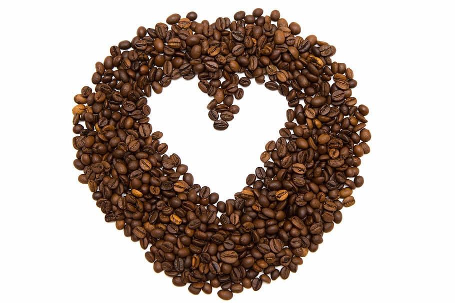 grans de cafè, disposat, forma del cor, agricultura, fons, lot, mongeta, esmorzar, marró, cafeïna, cappuccino, cereal, primer pla, cafè, colors, cultiu, fosc, dia, disseny, escriptori, sec, epicure, espresso, menjar, grup, Munt, cor, aïllat, amor, macro, fet, cap persona, nutrició, menjar i beguda, cafè - beguda, fons blanc, tallar, tassa de cafè, tir de l'estudi, perfumat, a l'interior, gran grup d'objectes, natura morta, emoció positiva, gra de cafè torrat, frescor, cap gent, directament a sobre, emoció, abundància, dia de Sant Valentí: vacances, 4K