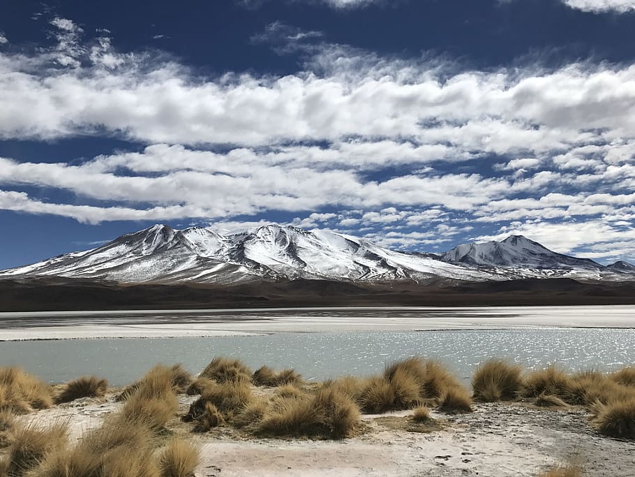 frio, neve, panorama, natureza, nuvens, luz do dia, lago, montanha, cênico, céu, agua, inverno, scenics - natureza, beleza na natureza, nuvem - céu, temperatura fria, cena tranquila, tranquilidade, montanha coberta de neve, meio Ambiente, cena não urbana, ninguém, dia, cadeia de montanhas, Pico da montanha, salar plano, 4K