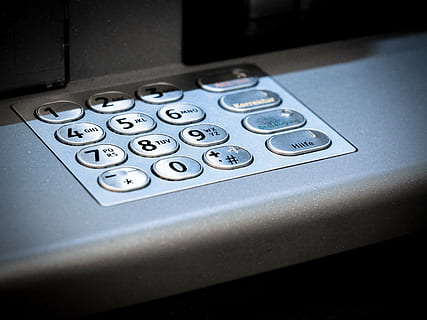 grau, ATM-Nummerntaste, Geldautomat, Tastenfeld, Nummer, Geheim Code, Zahlenfeld, geheime Nummer, Geld abheben, Technologie, Geschäft, drinnen, keine Leute, Finanzen, Nahansicht, Verbindung, Kommunikation, Telefon, Büro, einzelnes Objekt, kabellose Technologie, Tabelle, alt, Festnetztelefon, Telefonhörer, Telekommunikationsausrüstung, die Architektur, silberfarben, globale Kommunikation, 4K, CC0, gemeinfrei, lizenzfrei