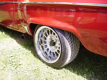 auto, vecchi tempi, rosso, maturo, bordo, opel, veicolo terrestre, ruota, veicolo a motore, mezzi di trasporto, pneumatico, modo di trasporto, giorno, erba, natura, terra, nessuno, pianta, stazionario, all'aperto, campo, viaggio, vista dall'alto, camion, cromo, 2K, CC0, dominio pubblico, privo di copyright