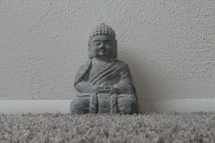 Budda, piccolo, parete, rappresentazione umana, statua, somiglianza maschile, scultura, nessuno, giorno, arte e artigianato, rappresentazione, religione, caratteristica della parete, spiritualità, creatività, architettura, credenza, struttura costruita, mestiere, luogo di culto, idolo, 5K