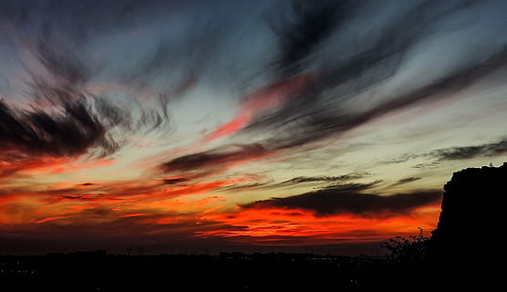 tramonto, sole, impostato, rosso, estate, Alba, all'aperto, paesaggio, stile di vita, natura, cielo, sfondo tramonto, viaggio, luce del sole, tramonto sulla spiaggia, sfondo estivo, nuvola - cielo, bellezza nella natura, colore arancione, scenics - natura, cielo drammatico, ambiente, la tranquillità, silhouette, scena tranquilla, Cloudscape, nessuno, multicolore, idilliaco, crepuscolo, buio, cielo romantico, 4K, CC0, dominio pubblico, privo di copyright
