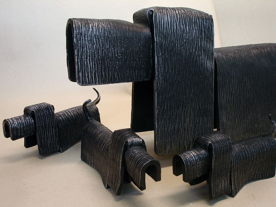 žehlička, kování, psů, studio shot, nikdo, uvnitř, bílé pozadí, detail, den, stálý život, dřevo - materiál, Černá barva, nábytek, vzor, relaxace, jeden objekt, sedadlo, zařízení, kůže, podnikání, šedá, židle, pracovního nástroje, osobní příslušenství, 2K
