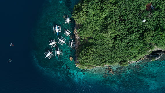aéreo, fotografía, varios, blanco, barcos, isla, foto, mar, vista desde arriba, isla pescador, azul, naturaleza, agua, vista aérea, vacaciones, viaje, arquitectura, estructura construida, vista de alto ángulo, exterior del edificio, belleza en la naturaleza, barco náutico, tierra, rock, al aire libre, roca - objeto, transporte, paisajes - naturaleza, planta, día, sólido, 4K, CC0, dominio público, libre de derechos