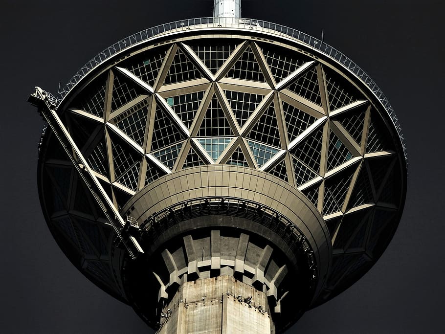 torre milad de Teheran, torre, mira, arquitectura, patró, Torre Milad, iran, Cercar, gratacels, برج میلاد, ایران, تهران, ciutat, paisatge urbà, tehran, estructura construïda, vista d’angle baix, cap gent, exterior de l'edifici, cel, naturalesa, turisme, destinacions de viatge, connexió, forma, a l'aire lliure, metall, viatjar, corba, aliatge, acer, 4K