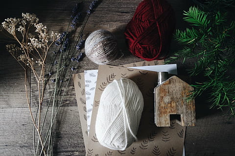 yarns, brown, papers, beside, flowers, table, yarn, thread, knitting, christmas, decor, wood - Material, retro Styled, old-fashioned, still life, high angle view, indoors, plant, no people, art and craft, craft, textile, wool, directly above, material, container, christmas decoration, nature, tree, decoration, spool, christmas ornament, 1080P, CC0, public domain, royalty free