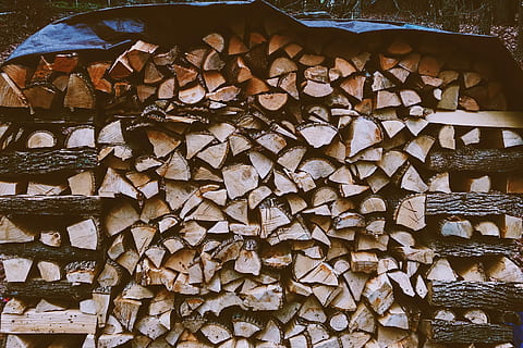 cabo de lenha marrom, lote de lenha, toras, madeira, árvore, pilha, registro, lenha, madeira - material, abundância, grande grupo de objetos, indústria madeireira, desmatamento, pilha de lenha, ninguém, floresta, natureza, dia, ao ar livre, monte, combustível fóssil, arranjo, 2K, CC0, domínio público, royalty free
