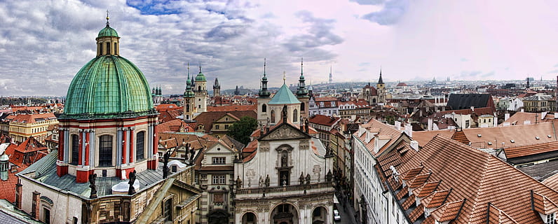 aèria, foto, poble, praga, panorama, terrats, ciutat, txec, europa, paisatge urbà, panoràmica, horitzó, arquitectura, Església, catedral, lloc famós, sostre, escena urbana, història, cúpula, horitzó urbà, cultures, torre, vista aèria, exterior de l'edifici, estructura construïda, edifici, lloc de culte, religió, espiritualitat, cel, creença, barri residencial, destinacions de viatge, núvol - cel, el passat, cap gent, a l'aire lliure, fletxa, 4K, CC0, domini públic, lliure de regalies