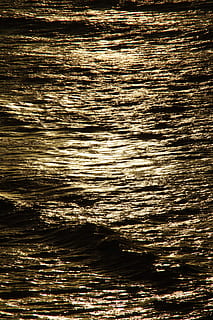 estructura, textura, fons, mar, superfície, patró, aigua, superfície de l'aigua, Sol ponent, llum solar, reflexió, brilli, abendstimmung, llum de la nit, onada, es mou, humor, ondulat, davant del mar, naturalesa, posta de sol, cap gent, bellesa a la natura, tranquil·litat, marc complet, cel, a l'aire lliure, escenics - natura, moviment, escena tranquil·la, dia, 5K, CC0, domini públic, lliure de regalies