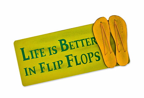 flip flops, skjold, postkort, bo, bedre, sko, morsom, gratulasjonskort, glede, dekorasjon, lykke, vennlig, ordtak, livsstil, sommer, helsevesen og medisin, hvit bakgrunn, skjære ut, medisin, pille, grønn farge, kommunikasjon, tekst, studio skudd, gul, papir, ingen folk, nærbilde, innendørs, limnote, påminnelse, enkelt objekt, budskap, Merk, teip, vestlig skript, virksomhet, 2K, CC0, offentlig domene, opphavsrett gratis
