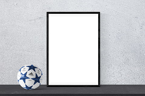 rectangulaire, noir, encadré, miroir, affiche, maquette, Cadre, présentation, bureau, intérieur, moquer, décoration, espace de copie, football, ballon de football, sport d'équipe, personne, ballon, couleur blanche, à l'intérieur, sport, équipement sportif, objet unique, prise de vue en studio, construction de murs, blanc, Forme géométrique, gris, forme, conception, nature morte, sphère, 5K, CC0, domaine public, libre de droits