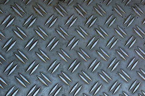 gray diamond plate, pattern, close, structure, metal, iron, steel, backgrounds, full frame, no people, sheet metal, textured, close-up, silver colored, directly above, high angle view, design, alloy, repetition, day, shape, toughness, indoors, 2K, CC0, public domain, royalty free