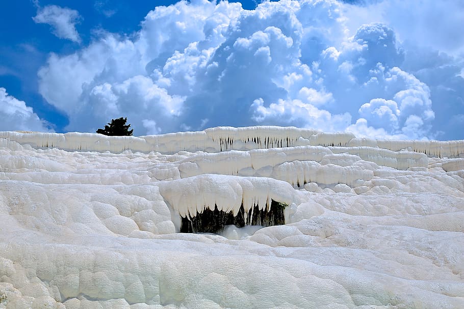 cova, recobert, neu, muntanya glacera, blanc, blau, cel, hivern, núvol, congelat, naturalesa, paisatge, escenics, pamukkale, bellesa a la natura, fred - temperatura, piscina de travertí, a l'aire lliure, cap gent, gel, hierapolis, núvol - cel, temperatura de fred, Color blanc, escenics - natura, medi ambient, escena tranquil·la, dia, tranquil·litat, planta, idíl·lic, poder a la natura, 5K