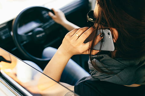 car, Woman, in the car, female, travel, car driving, auto, women, one Person, transportation, females, land Vehicle, driving, people, young Adult, adult, caucasian Ethnicity, mode of Transport, lifestyles, driver, one woman only, only women, adults only, preparation, human body part, motor vehicle, mode of transportation, hair, hand, human hand, reflection, mirror, young women, beauty, brown hair, hairstyle, close-up, human hair, beautiful woman, 2K, CC0, public domain, royalty free