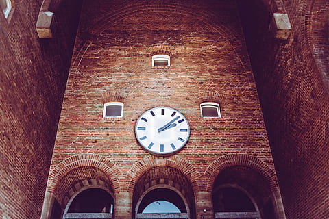 establishment, round wall clock reading, 2:07, wall clock, 2:08, Time, clock, arch, building, architecture, old, history, famous Place, europe, built structure, building exterior, low angle view, no people, instrument of time, clock face, minute hand, brick wall, wall, brick, wall - building feature, day, roman numeral, ceiling, 4K, CC0, public domain, royalty free