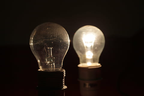 lamp, light, dark, darkness, abstractly campfire, light Bulb, electric Lamp, lighting Equipment, electricity, ideas, creativity, illuminated, innovation, inspiration, glowing, imagination, technology, energy, power, thinking, business, intelligence, concepts, filament, black background, indoors, fuel and power generation, studio shot, close-up, glass - material, reflection, no people, light - natural phenomenon, bright, transparent, single object, luminosity, power supply, 4K
