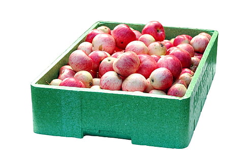 poma, Caixa, vermell, fruita, menjar, transport, tardor, verd, menjar i beguda, contenidor, alimentació saludable, benestar, frescor, fons blanc, gran grup d'objectes, natura morta, tir de l'estudi, cap gent, color verd, cistella, tallar, fruita de poma, primer pla, a l'interior, caixa-contenidor, madur, 720P, CC0, domini públic, lliure de regalies