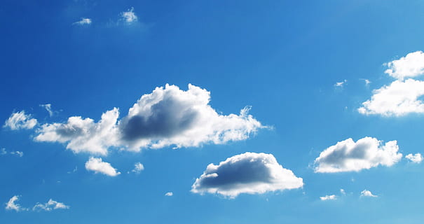 himmel, Sky, baggrund, hvid, blå, himmelske, dag, lys, sommer, ren, religion, ilt, udendørs, dagslys, atmosfære, fred, meteorologi, klima, farve, vejr, ozon, lyse, overskyet, høj, skønhed, smuk, natur, luft, sky - himmel, baggrunde, cloudscape, vind, skønhed i naturen, miljø, scenics - natur, hvid farve, sollys, panoramisk, fluffy, dramatisk himmel, levende farve, ingen mennesker, sol, tjavsede, 2K, CC0, offentligt domæne, royaltyfrie