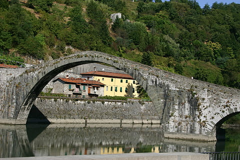 devil's bridge, bridge, arc, bridge - Man Made Structure, architecture, river, europe, history, built structure, tree, water, plant, connection, transportation, nature, arch, building exterior, day, no people, waterfront, arch bridge, reflection, mountain, outdoors, arched, 2K, CC0, public domain, royalty free