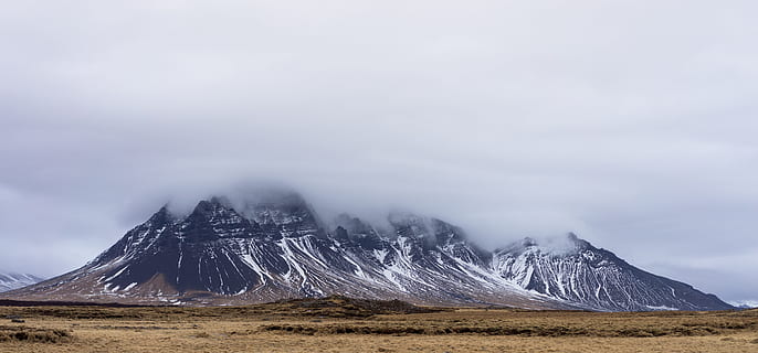 brun, feltgress, svart, fjellene, dagtid, grå, fjell, gressfelt, brun jord, svart fjell, skyet, himmel, landskap, Sky, stein, snø, natur, scenics, fjellkjede, sky - himmel, fjelltopp, utendørs, ingen folk, landskaper, dag, kaldtemperatur, miljø, vinter, skjønnhet i naturen, naturskjønnhet - natur, reisemål, tåke, land, overskyet, reise, vann, snødekte fjell, is, lagune, 5K, CC0, offentlig domene, opphavsrett gratis