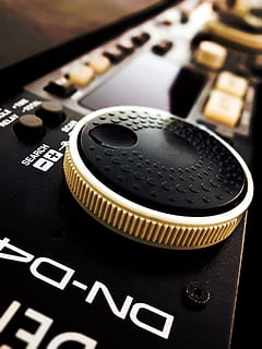 compactera, dj, controlador, cd, denon, electrònica, àudio, música, tecnologia, primer pla, text, nombre, temes de fotografia, comunicació, a l'interior, cap gent, equipament, càmera - equip fotogràfic, color negre, estil retro, equip fotogràfic, marcar, sol objecte, natura morta, control, guió occidental, lent - instrument òptic, polsador, càmera digital, color plata, 1080P, CC0, domini públic, lliure de regalies