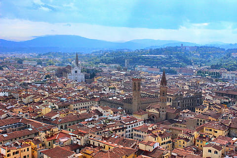 firenze, florence, panoráma města, Itálie, italština, architektura, historický, krajina, město, Evropa, starý, nebe, toscana, toskánsko, exteriér budovy, stavba, budova, vysoký úhel pohledu, destinace, rezidenční čtvrti, náboženství, Příroda, městský život, přeplněný, cestovat, místo uctívání, dav, venku, 5K, CC0, veřejná doména, bez autorských práv