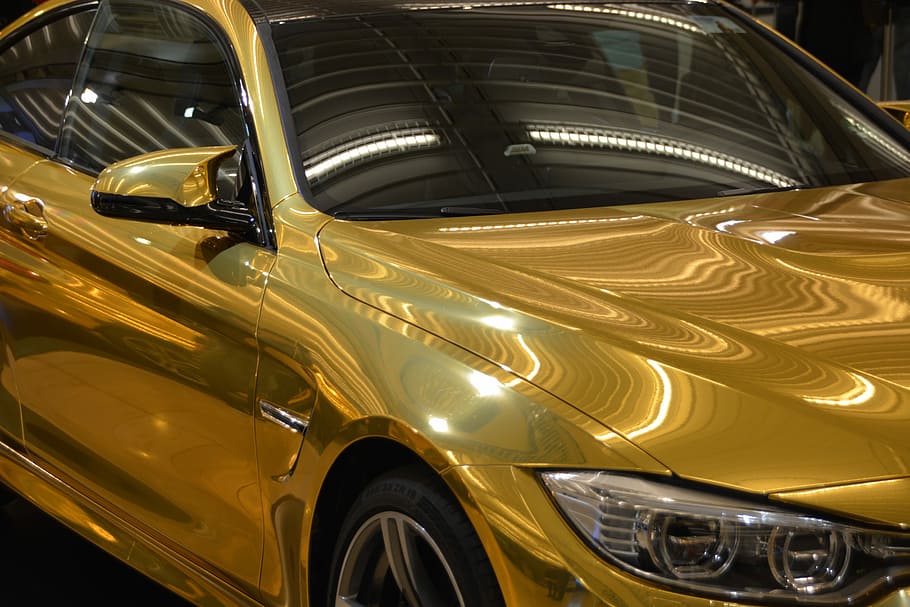 auto, bmw, guld, luksus, metallisk, PKW, bil, transportmidler, gul, transportform, retro stylet, gammeldags, motor køretøj, land køretøj, ingen mennesker, afspejling, stationær, udendørs, forlygte, metal, dag, tæt på, vintage bil, guldfarvet, sølvfarvet, 5K