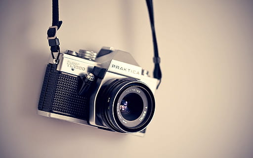 สีดำ, กล้อง praktica dslr, อนาล็อก, รู, กล้อง, อิเล็กทรอนิกส์, อุปกรณ์, เลนส์, ถ่ายภาพ, การถ่ายภาพ, บานประตูหน้าต่าง, เทคโนโลยี, เหล้าองุ่น, ธีมการถ่ายภาพ, กล้อง - อุปกรณ์ถ่ายภาพ, ใกล้ชิด, ในบ้าน, สไตล์ย้อนยุค, ไม่มีคน, สตูดิโอยิง, วัตถุหนึ่งชิ้น, วัฒนธรรมศิลปะและความบันเทิง, เพลง, ยังมีชีวิตอยู่, เลนส์ - เครื่องมือแสง, พื้นที่การคัดลอก, อุปกรณ์บันทึกเสียง, เลือกโฟกัส, มุ่งเน้นไปที่เบื้องหน้า, วิทยุ, 2K, CC0, โดเมนสาธารณะ, ค่าลิขสิทธิ์ฟรี
