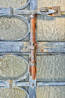 lucchetto, cancello, struttura, dipingere, colore, ferro, disegno, il quadro, pittura, ruggine, parete, gesso, mattoni, artistico, metallo, caratteristica della parete, sfondi, nessuno, fotogramma intero, avvicinamento, giorno, intemperie, arrugginito, vecchio, strutturato, struttura costruita, architettura, declino, legno - materiale, modello, deterioramento, all'aperto, corri giù, calcestruzzo, 4K, CC0, dominio pubblico, privo di copyright