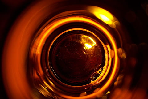 fund, chihlimbar, sticla, inel, concentric, inele, a închide, aparat de fotografiat - echipament fotografic, fundaluri, obiectiv - instrument optic, macro, cădere brusca, cadru complet, în interior, nici o persoana, geometrică, cerc, sticlă - material, direct deasupra, formă, alcool, bere - alcool, sticlă, sticla de bere, gustare, mancare si bautura, selectiv, băutură, pahar de băut, tehnologie, iluminat, 720P, CC0, domeniu public, fără drepturi de autor