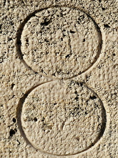 otto, numero, cifra, pietra, personaggio steinzeichnung, incisione, lavorato, ritzerei, sabbia, avvicinamento, nessuno, in casa, modello, forma geometrica, cerchio, forma, strutturato, giorno, fotogramma intero, amore, emozione, sfondi, emozione positiva, direttamente sopra, design, arte e artigianato, a forma di cuore, mestiere, 4K, CC0, dominio pubblico, privo di copyright