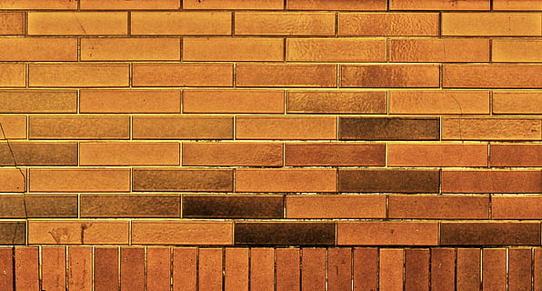 façana, clínquer, rajola, fons, patró, estructura, textura, resum, rústic, enrajolat, llis, paret, panell, hauswand, edifici, superfície, material, maó, cremats, textura de maó, geomètric, paret de maó, marc complet, funció de construcció de parets, arquitectura, estructura construïda, cap gent, exterior de l'edifici, dia, disseny, repetició, marró, forma, a l'aire lliure, forma geomètrica, llum solar, concret, 5K, CC0, domini públic, lliure de regalies